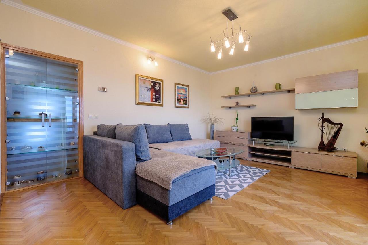Apartments Juric Podstrana Bagian luar foto