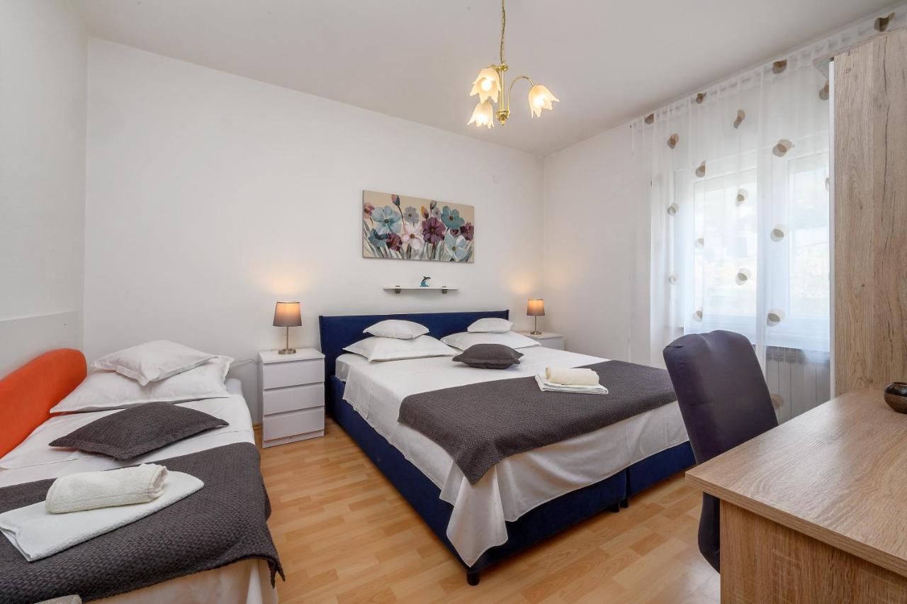 Apartments Juric Podstrana Bagian luar foto
