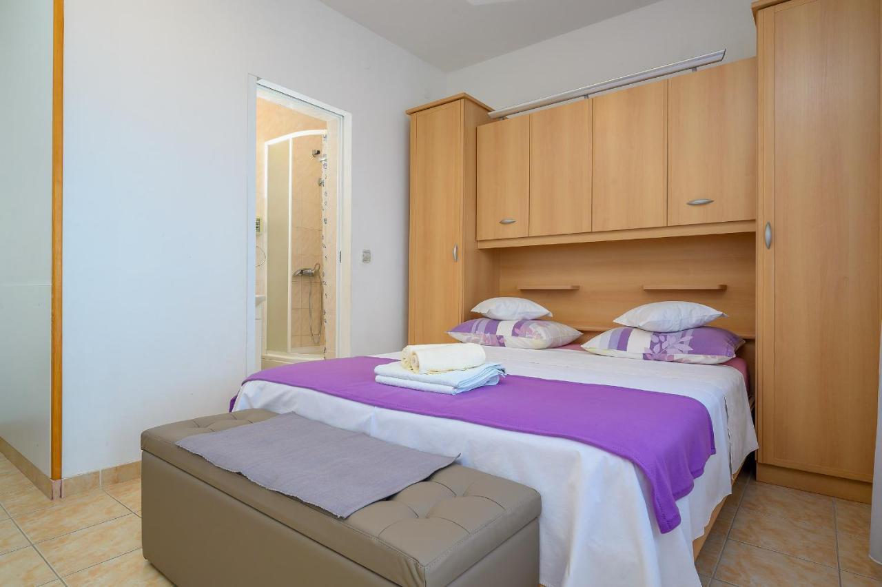 Apartments Juric Podstrana Bagian luar foto
