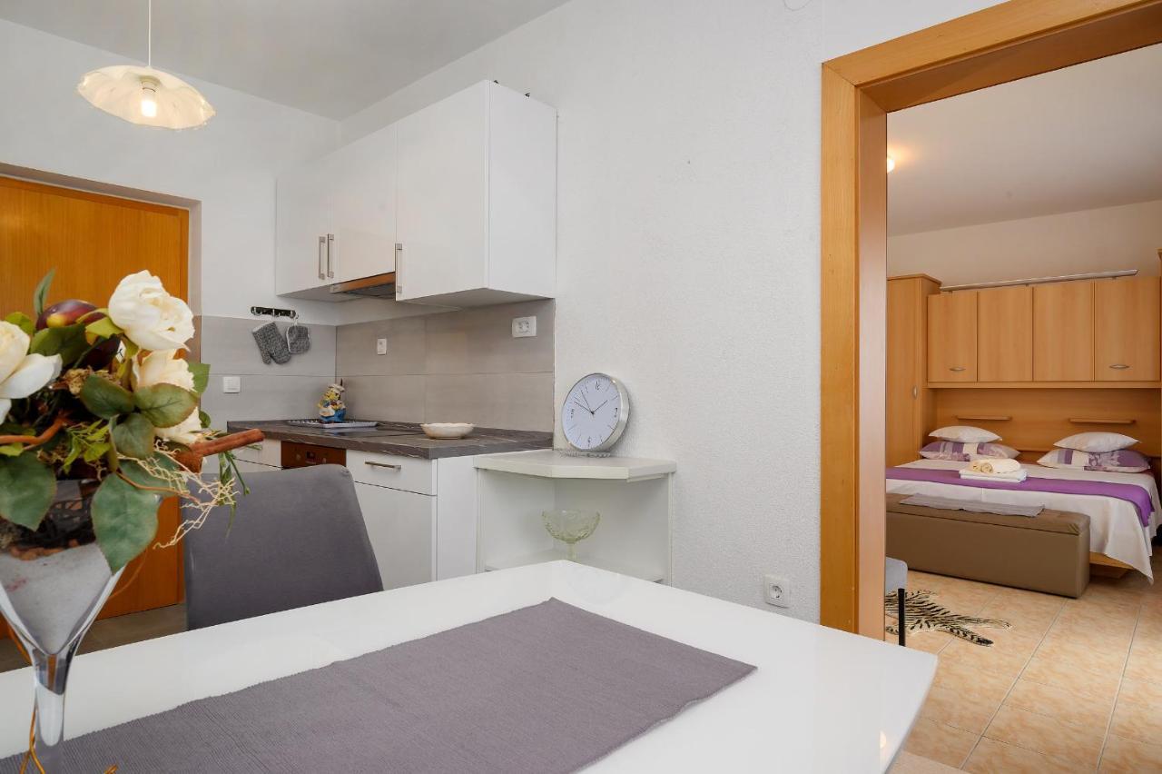 Apartments Juric Podstrana Bagian luar foto